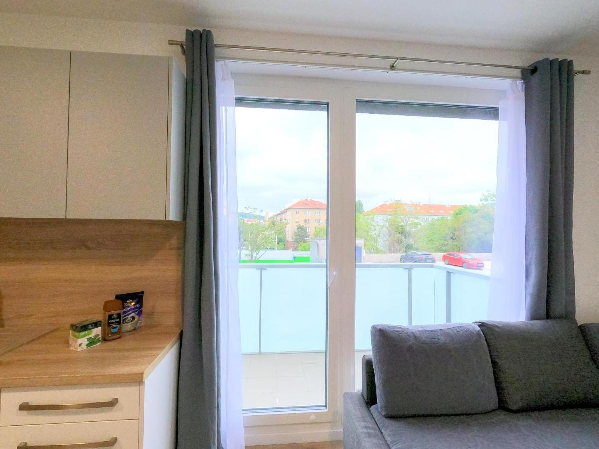 Brand New Apartment By Hockey Stadium Bratislava Luaran gambar