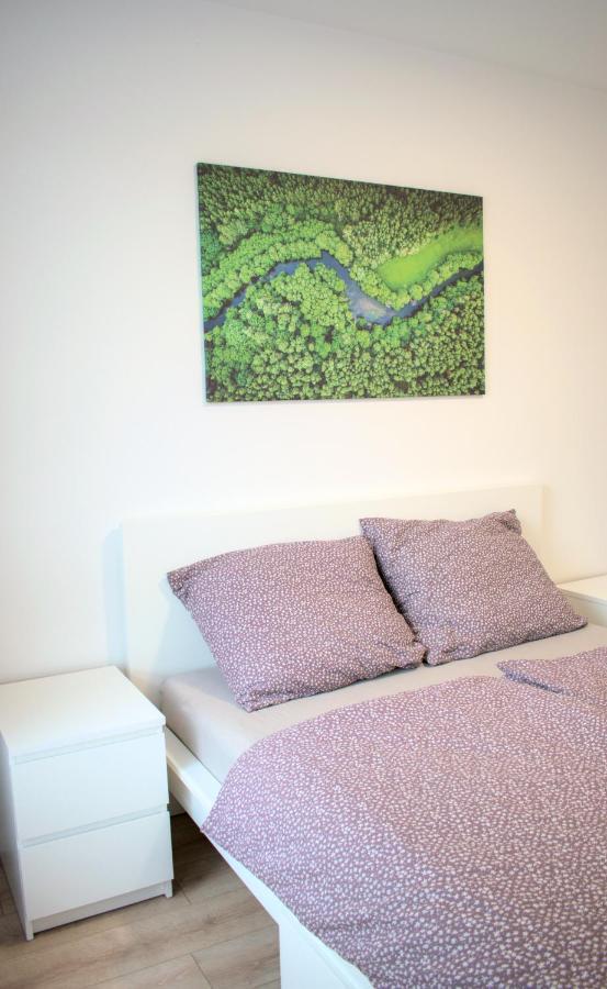 Brand New Apartment By Hockey Stadium Bratislava Luaran gambar